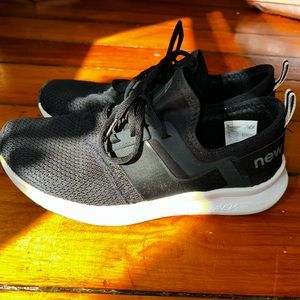 Black New Balance Sneakers 🖤